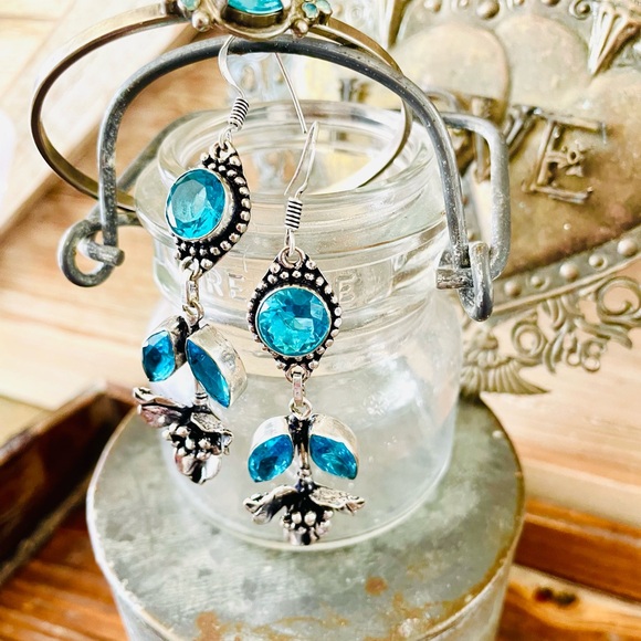 Sorrelli Aqua Blue Topaz Vintage Antique Style Feminine Cuff Bracelet +Earrings - Picture 7 of 11